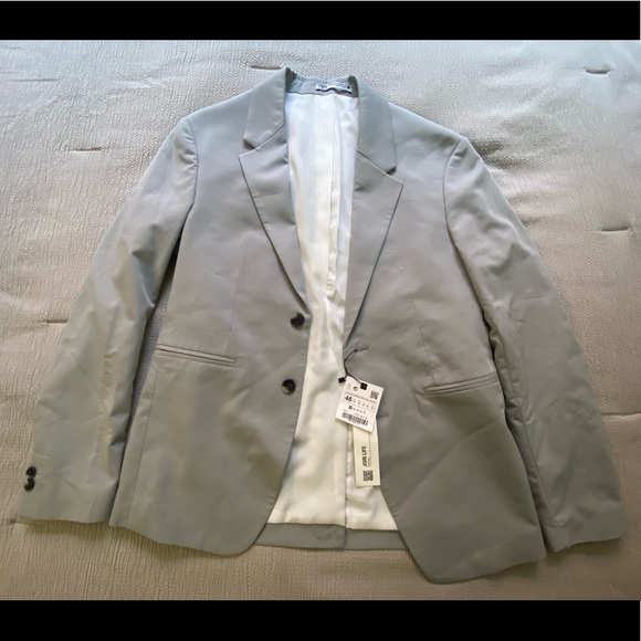 Zara Men’s Fitted Suit Jacket (Light Grey)